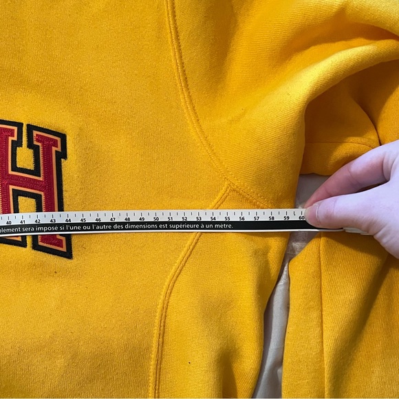 Yellow University of Guelph Hoodie - Picture 4 of 4